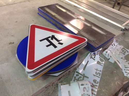 道路標志牌報價 廠家